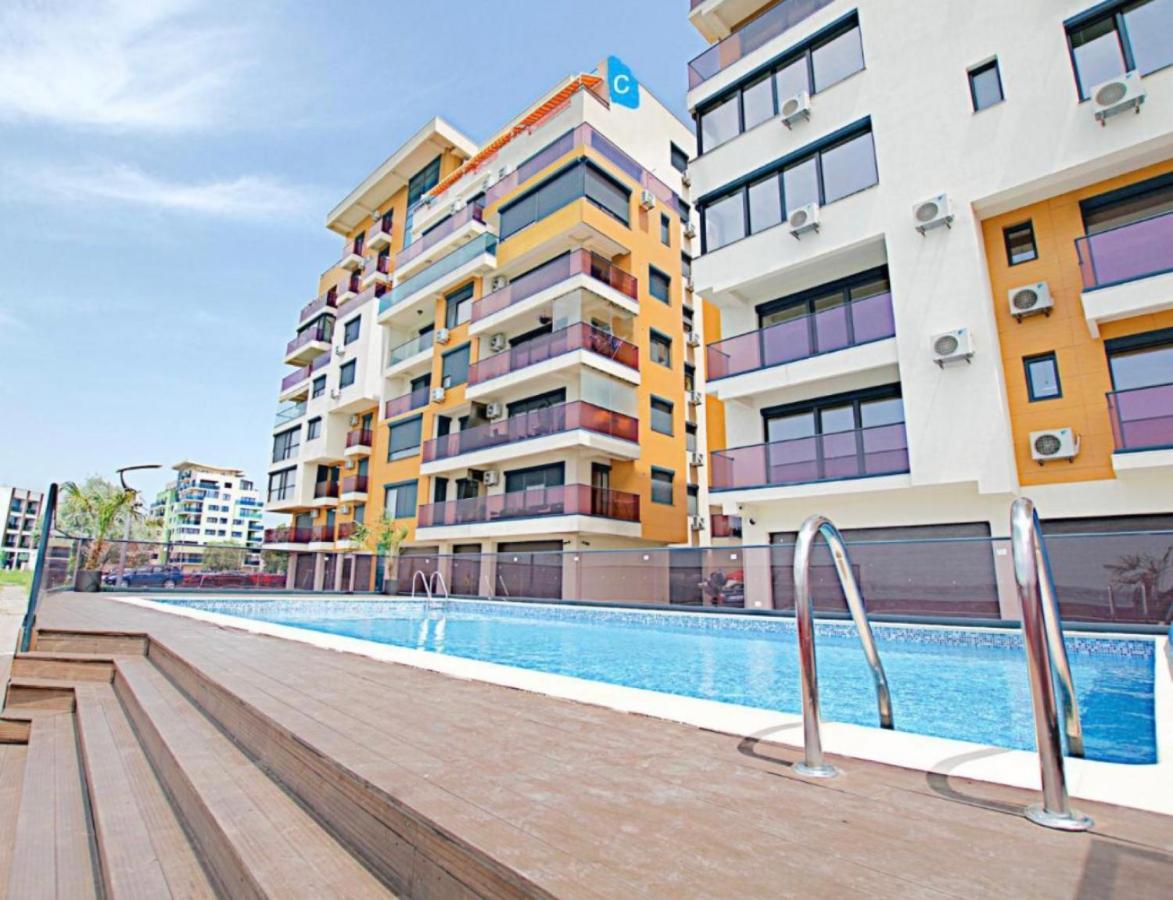 Sophia Lake View Suite Mamaia Exteriör bild